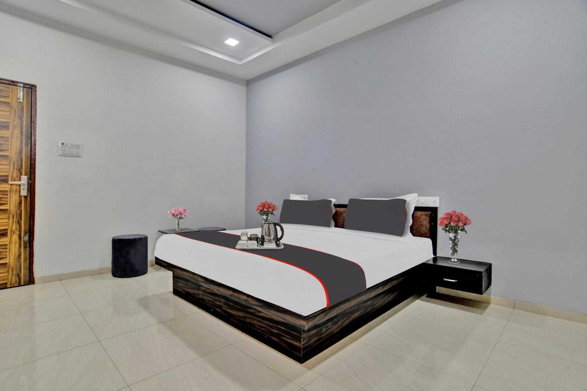 Hotel Collection O Heritage Indore Esterno foto